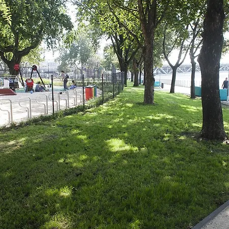 Riverside Panorama דירה *